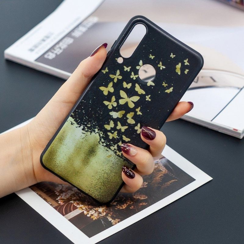 Θήκη Huawei Y6p Χρυσές Πεταλούδες
